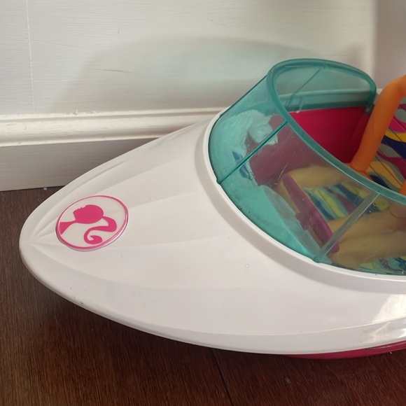 Mattel Barbie Doll Dolphin Magic Bottom View Boat With Life Raft - Picture 2 of 7